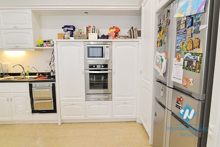 Gorgeous scandinavian style 4 bedrooms villa for rent in Tay Ho, Hanoi 